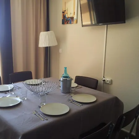 公寓 Duplex Vue Sur Et Pieds Dans L'eau De Pramousquier